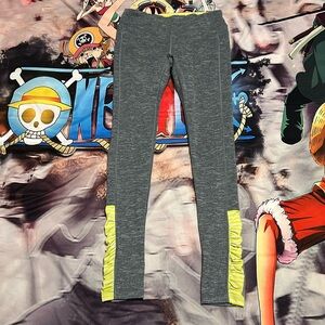 Mountain Hardwear Grey Yellow Leggings Small